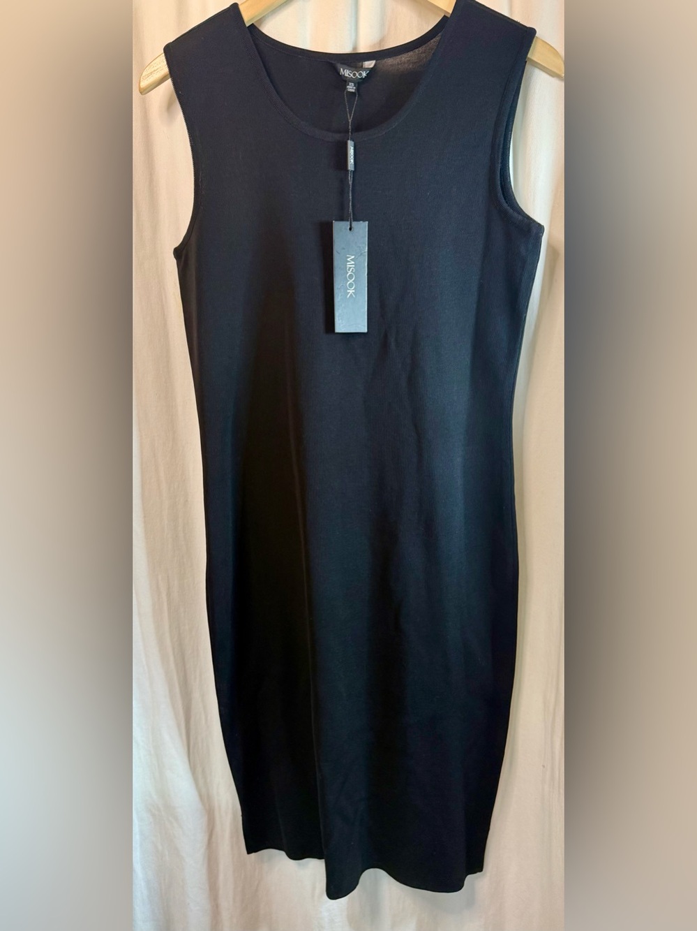 Misook Black Sleeveless Sheath Dress